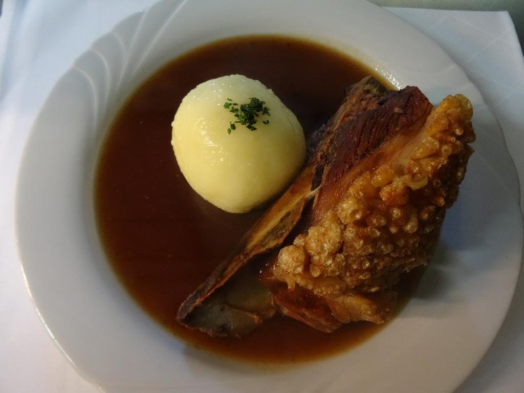 Gasthof Zum Goldenen Lamm Wettelsheim ภายนอก รูปภาพ